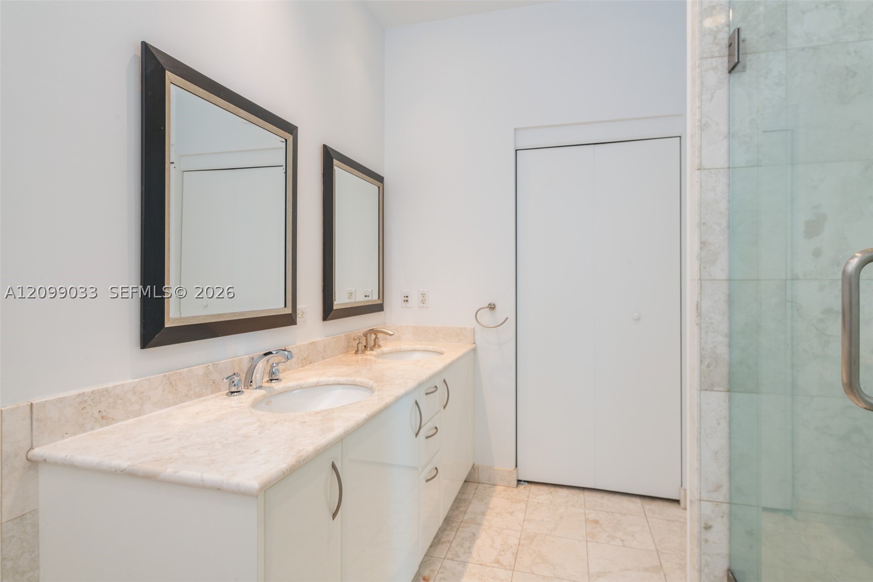 1331 Brickell Bay Dr #606, Miami FL 33131