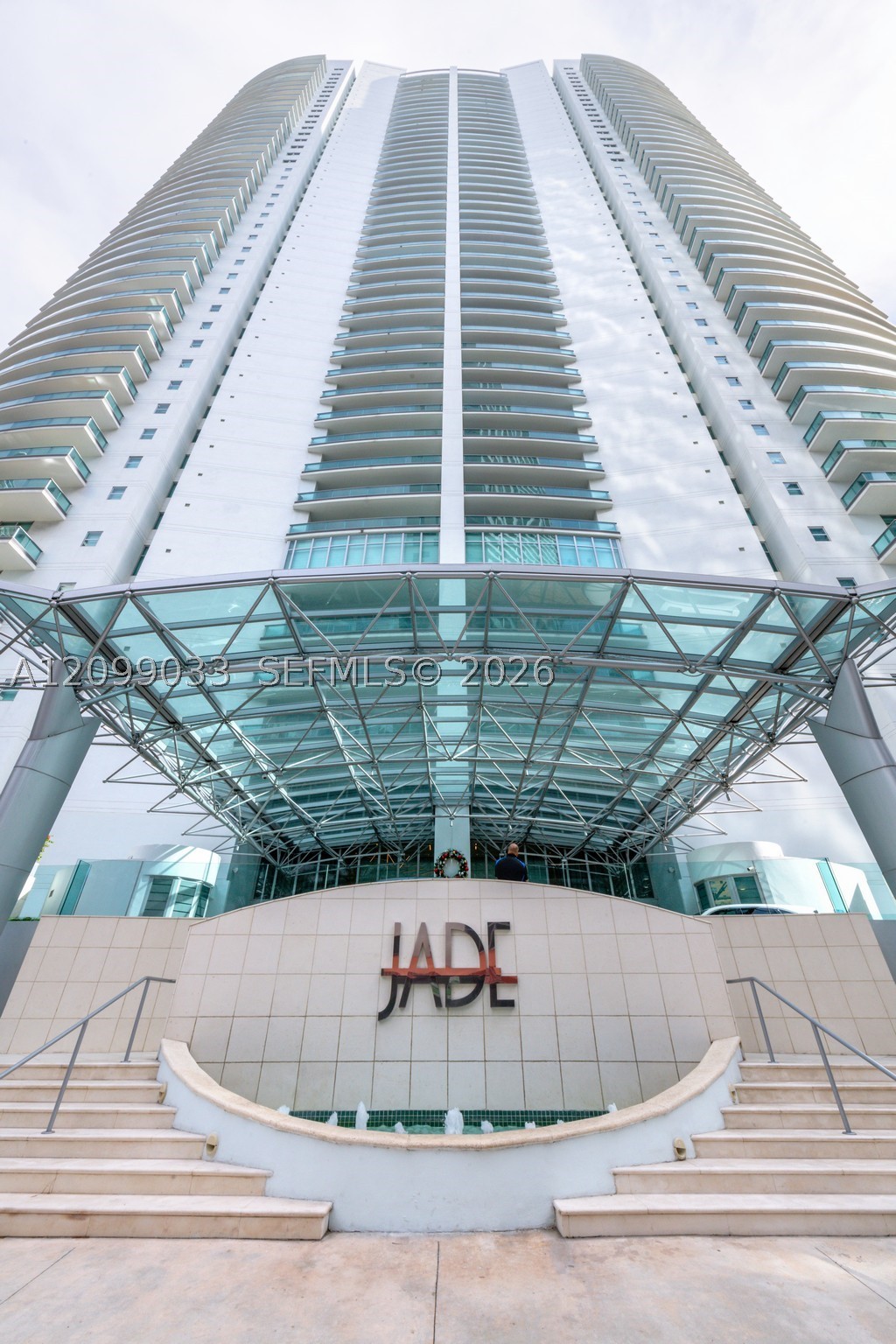 1331 Brickell Bay Dr #606, Miami FL 33131