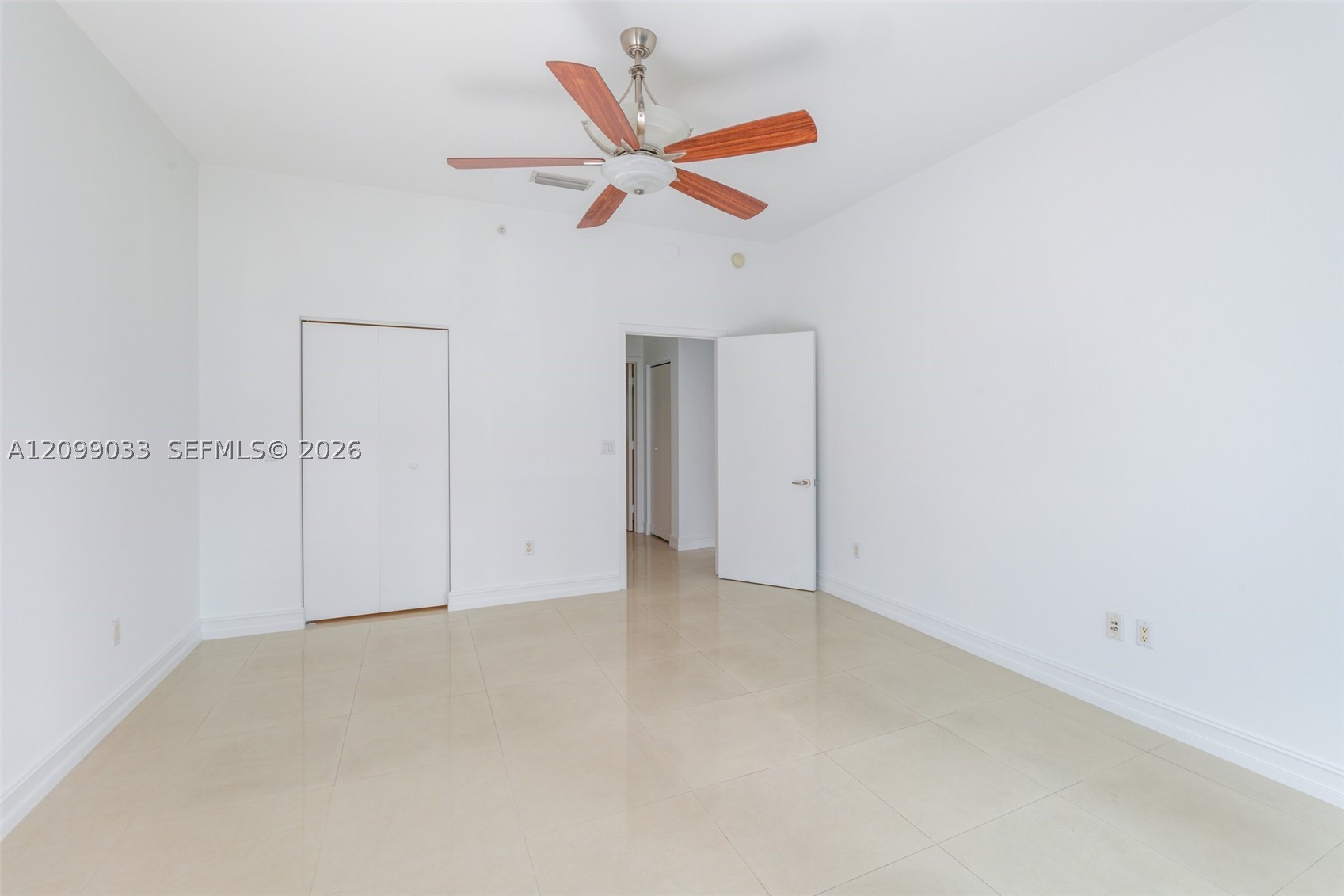 1331 Brickell Bay Dr #606, Miami FL 33131