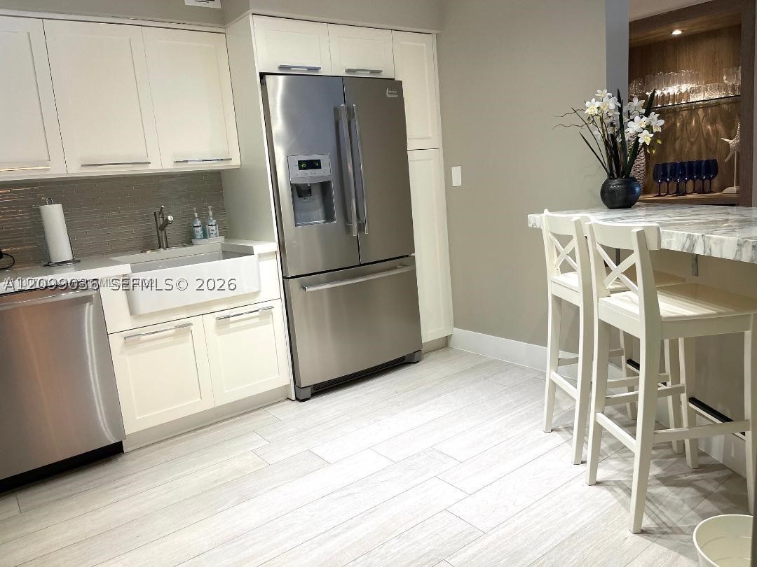 3500 Mystic Pointe Dr #1507, Aventura FL 33180