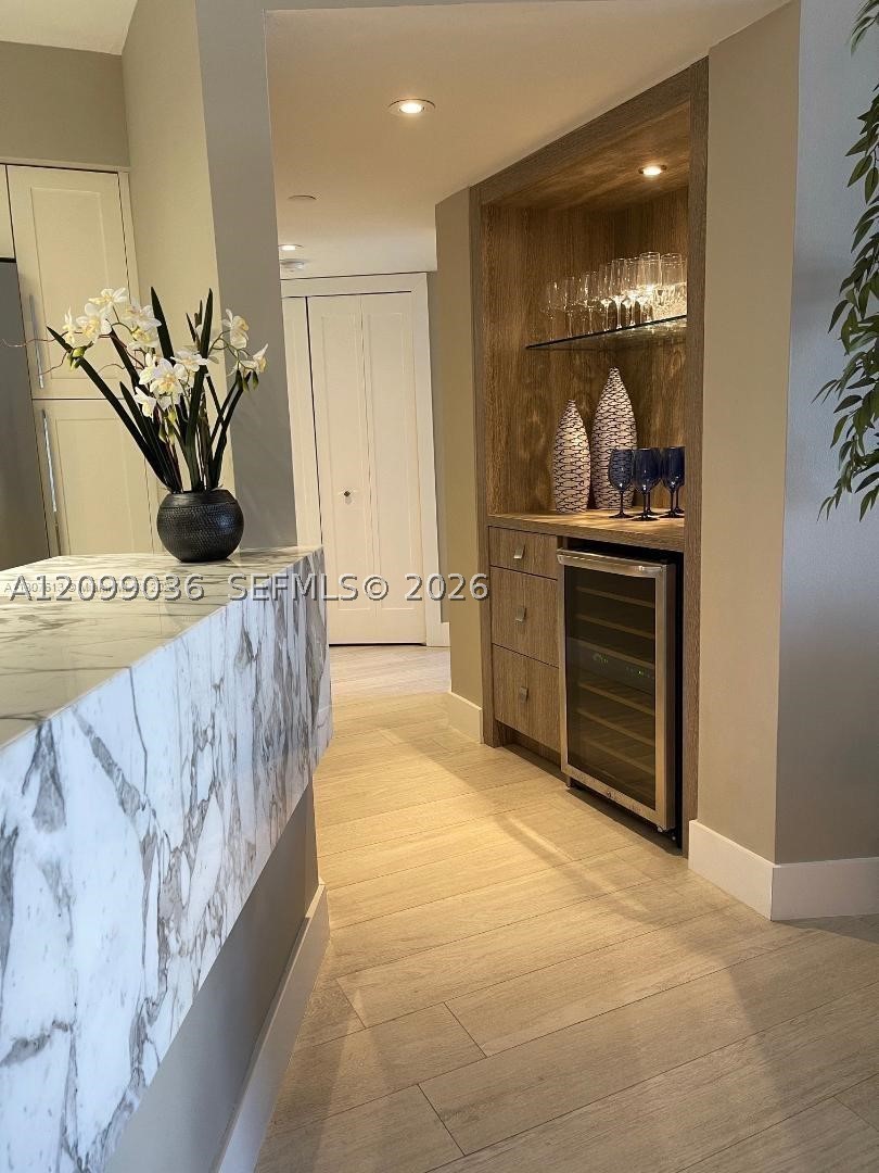 3500 Mystic Pointe Dr #1507, Aventura FL 33180