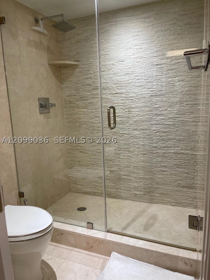 3500 Mystic Pointe Dr #1507, Aventura FL 33180