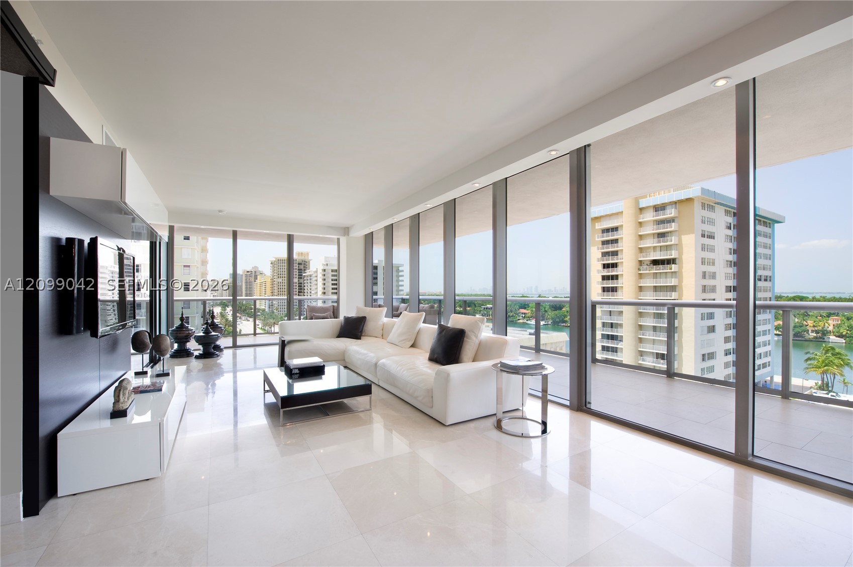 5875 Collins Ave #1008, Miami Beach FL 33140