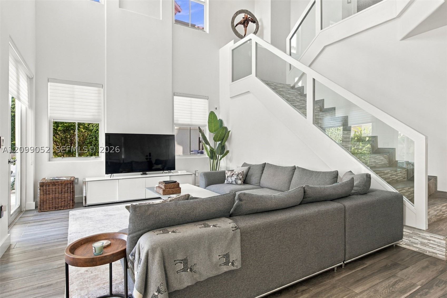 1516 Breakwater Ter, Hollywood FL 33019
