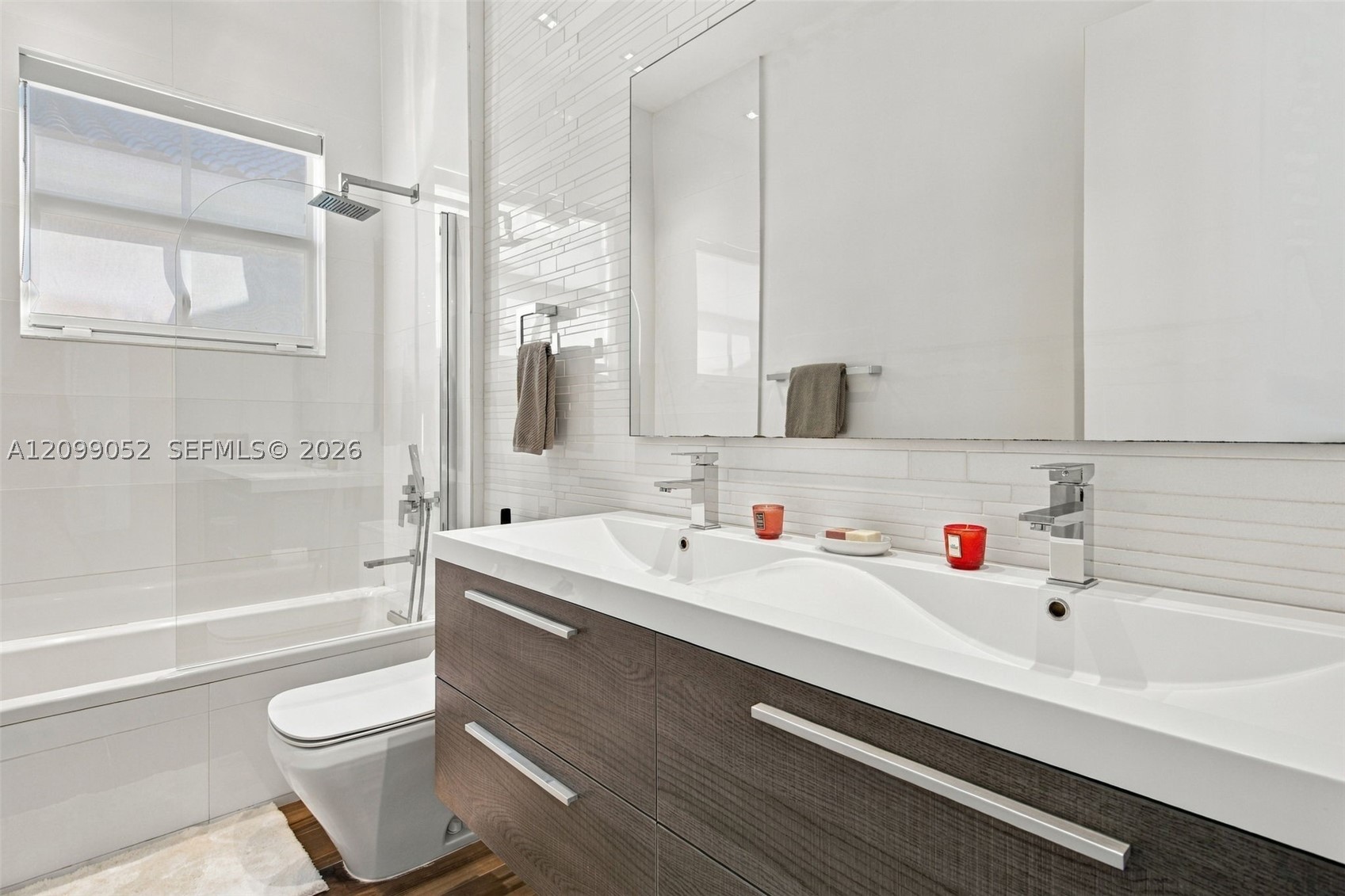 1516 Breakwater Ter, Hollywood FL 33019
