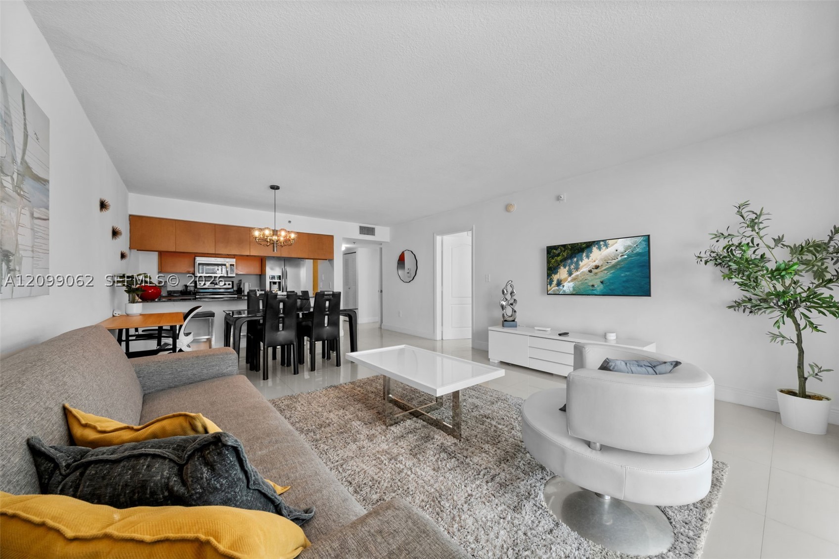 1200 Brickell Bay Dr #3908, Miami FL 33131