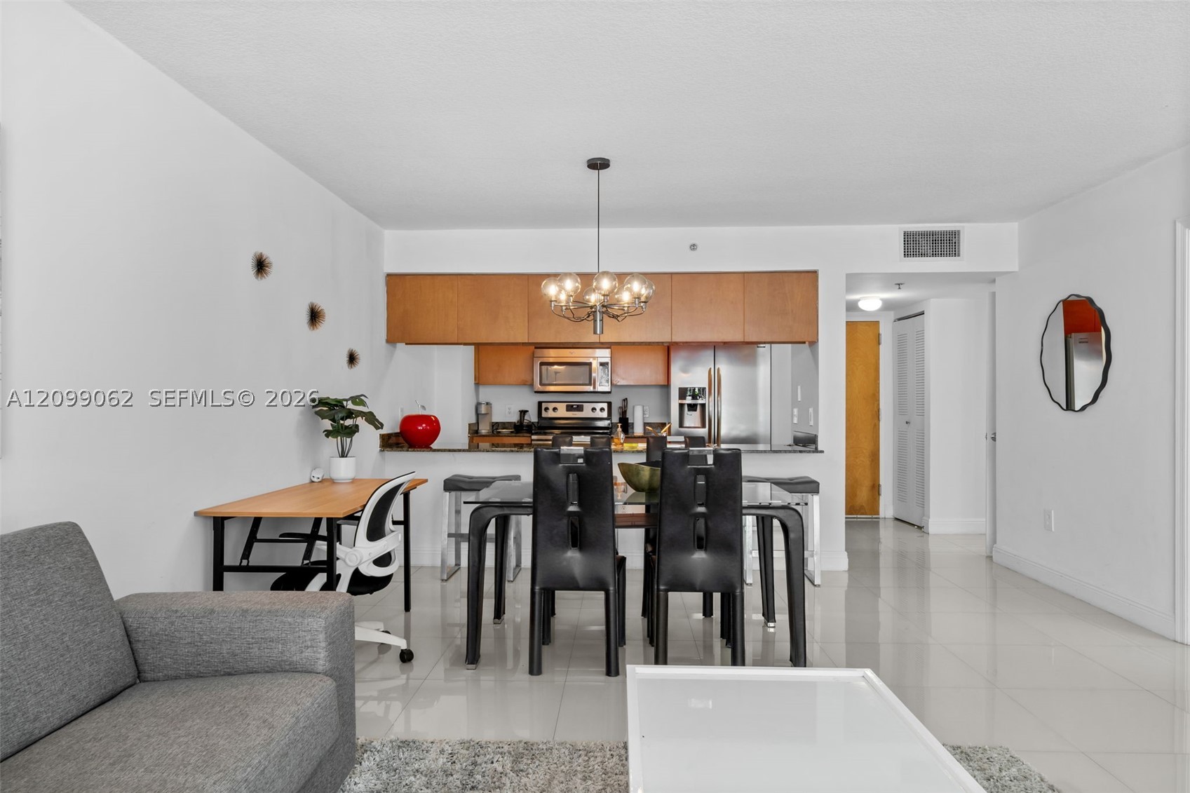 1200 Brickell Bay Dr #3908, Miami FL 33131
