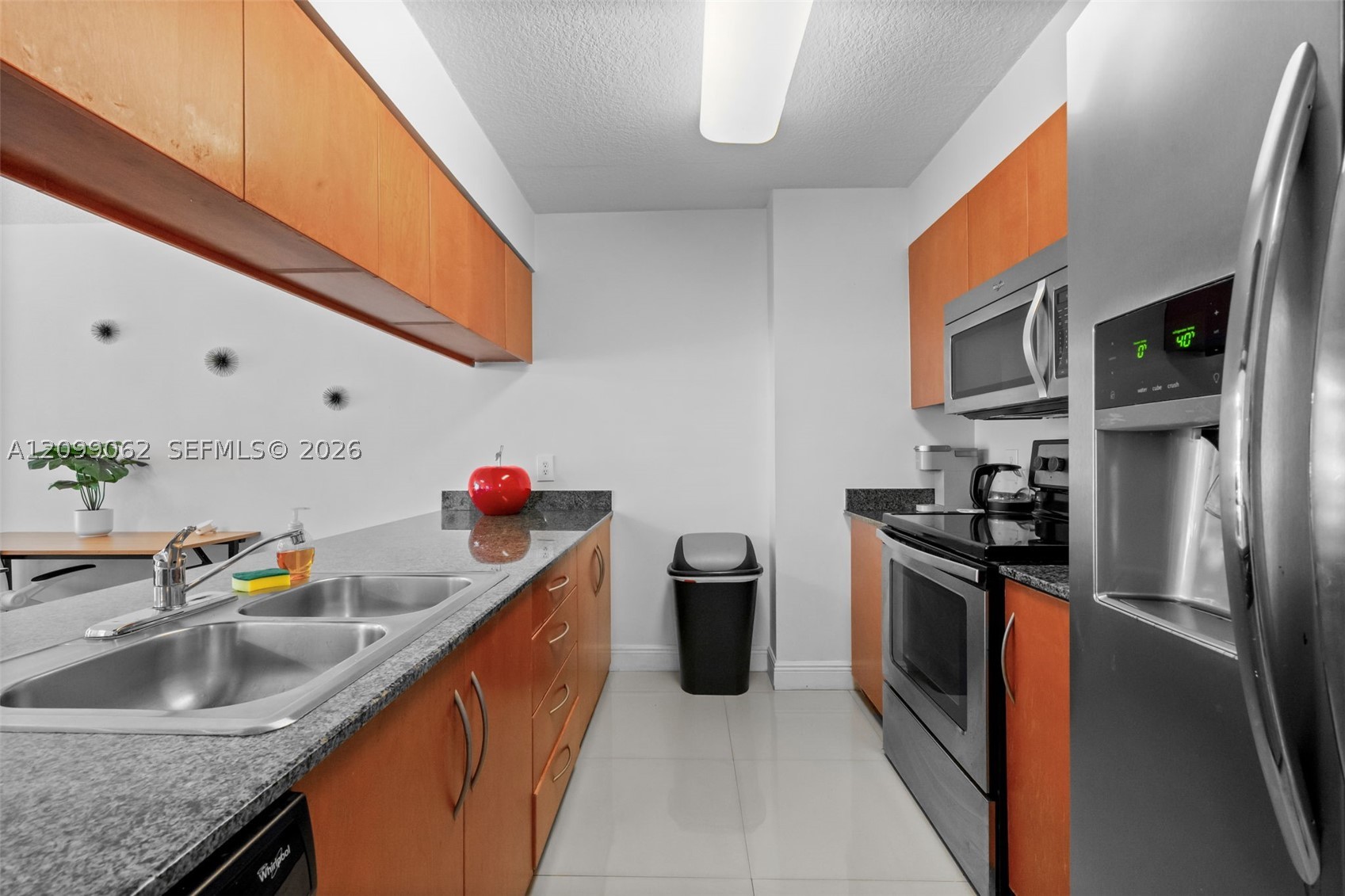 1200 Brickell Bay Dr #3908, Miami FL 33131