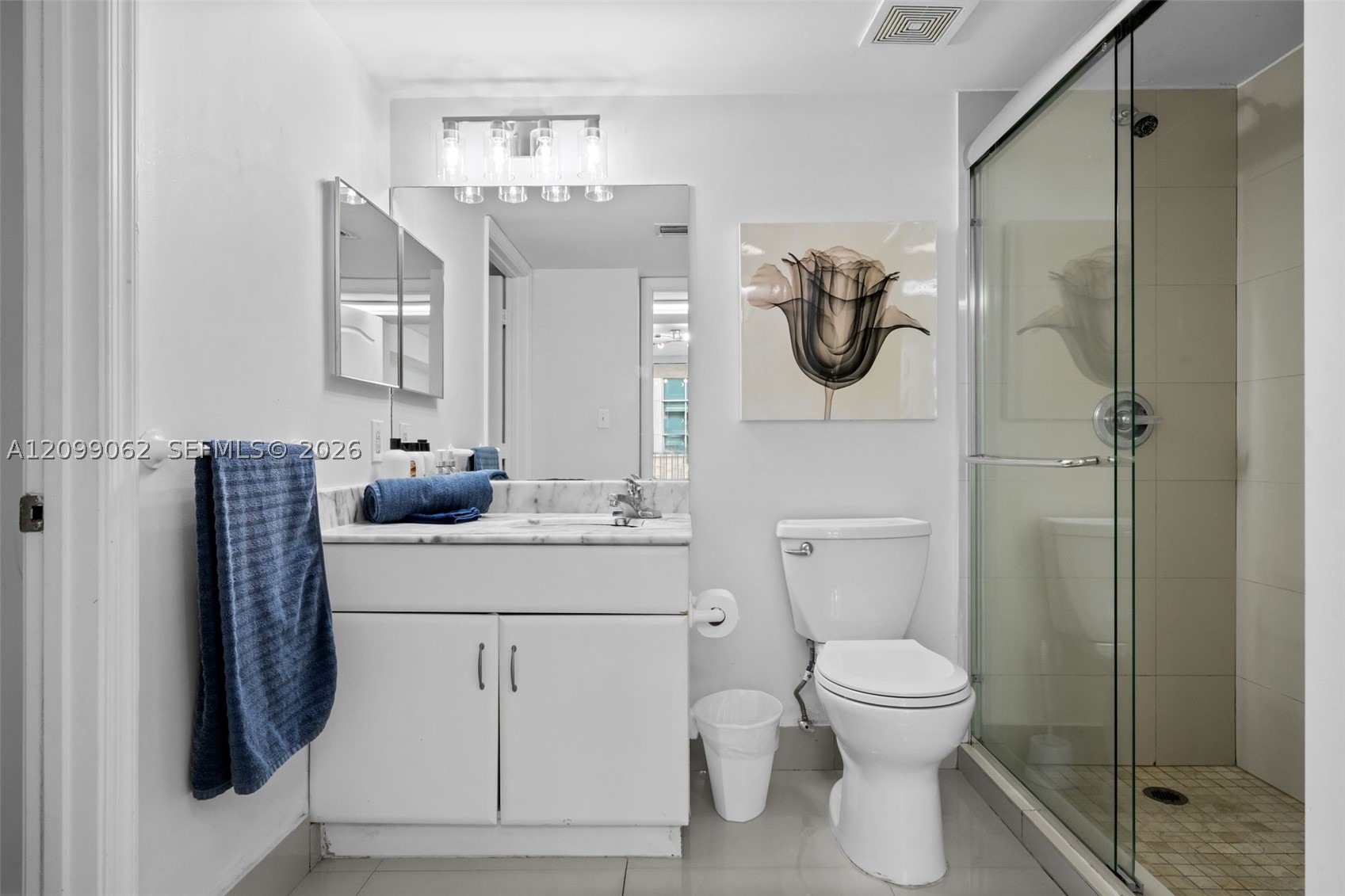 1200 Brickell Bay Dr #3908, Miami FL 33131
