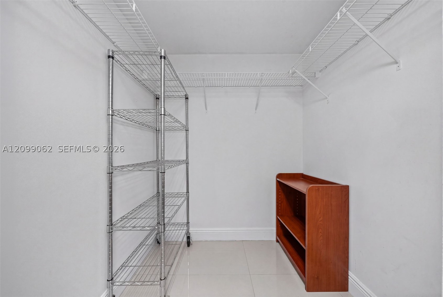 1200 Brickell Bay Dr #3908, Miami FL 33131