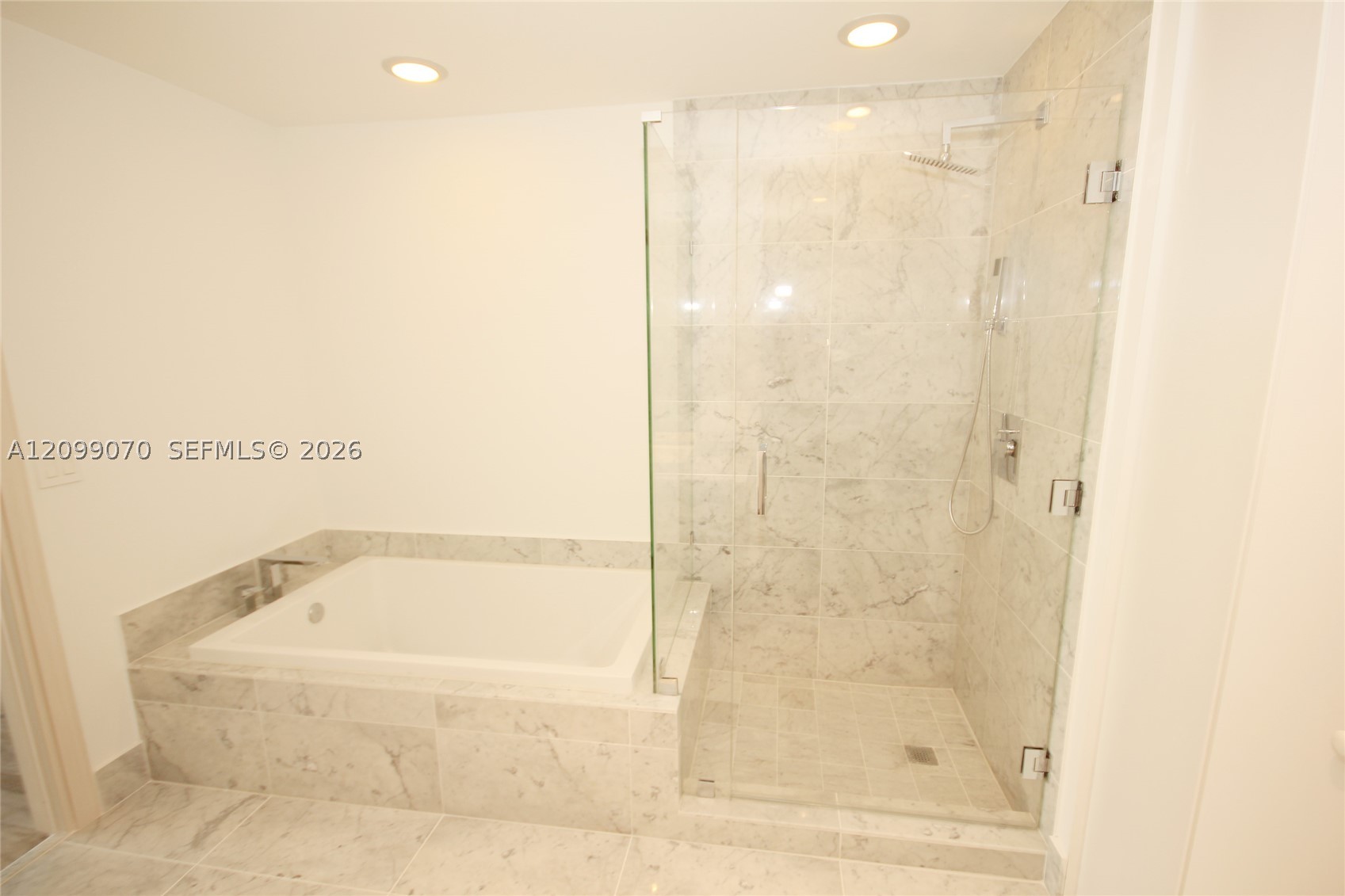 801 S Miami Ave #3710, Miami FL 33130