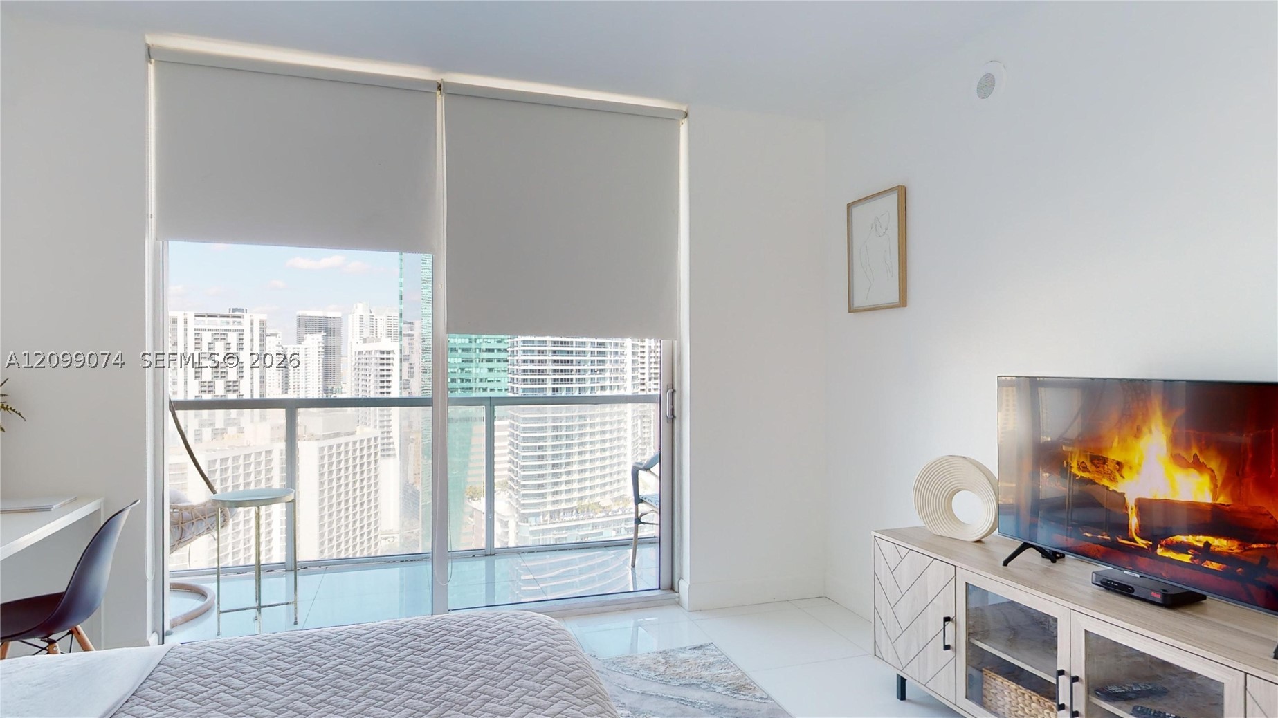 500 Brickell Ave #3405, Miami FL 33131