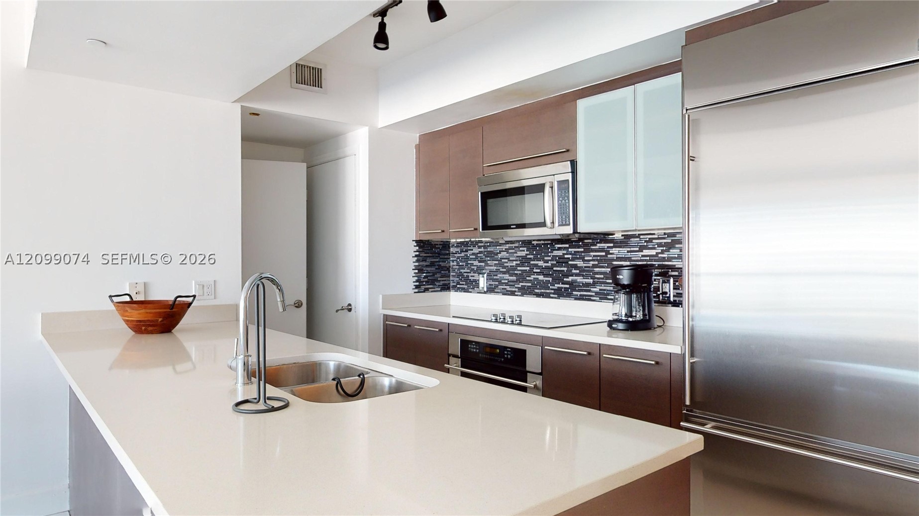500 Brickell Ave #3405, Miami FL 33131