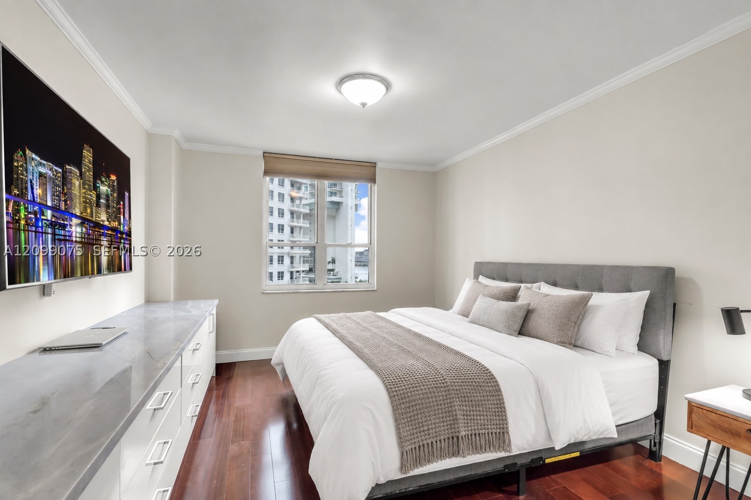 701 Brickell Key Blvd #1004, Miami FL 33131