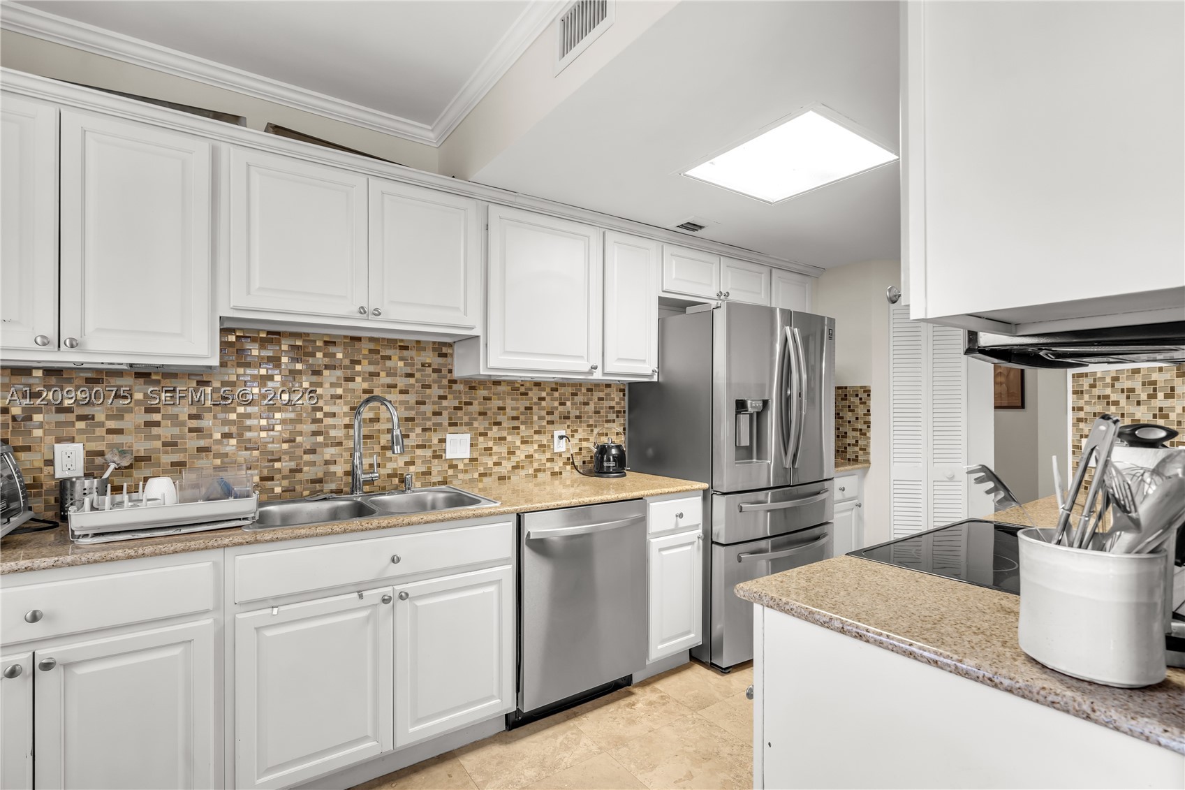 701 Brickell Key Blvd #1004, Miami FL 33131