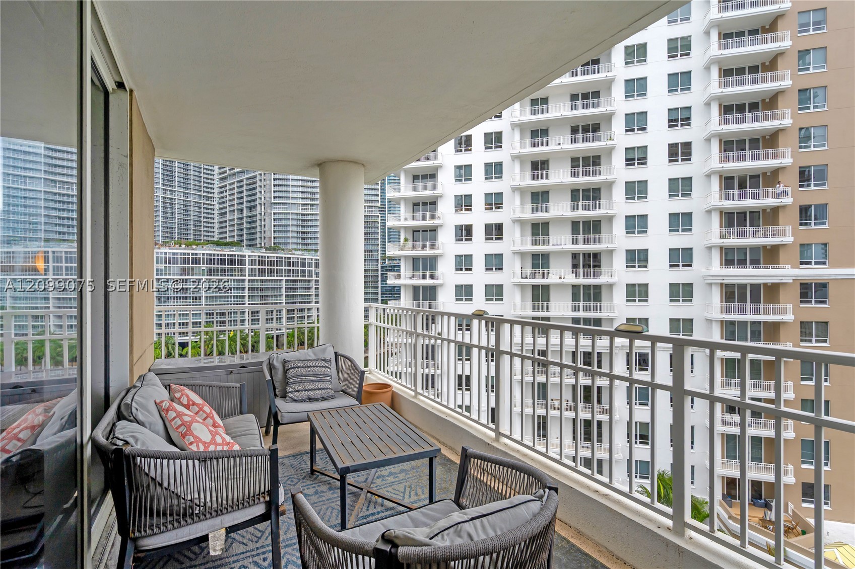 701 Brickell Key Blvd #1004, Miami FL 33131