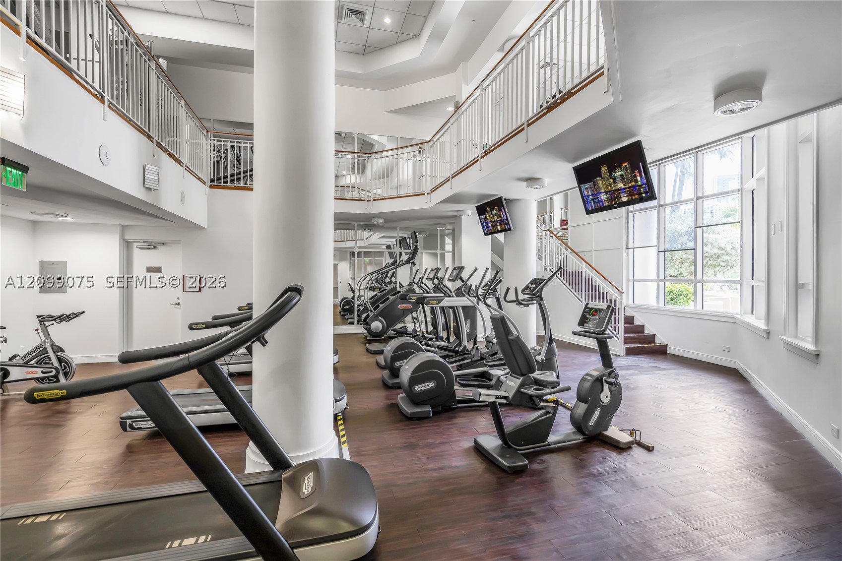 701 Brickell Key Blvd #1004, Miami FL 33131