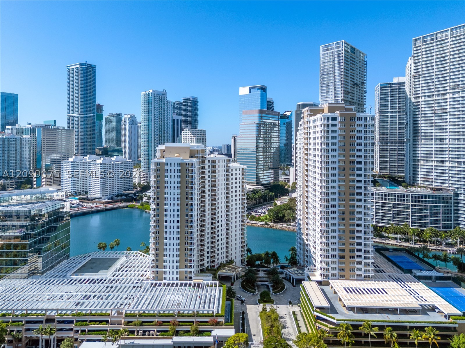 701 Brickell Key Blvd #1004, Miami FL 33131