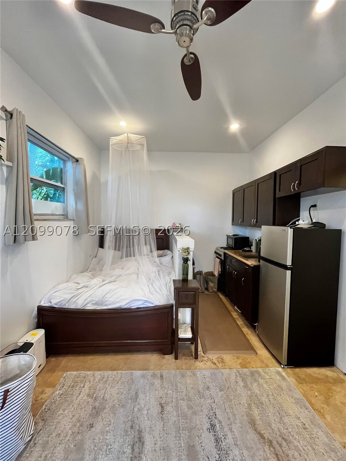 120 NE 44th St, Miami FL 33137