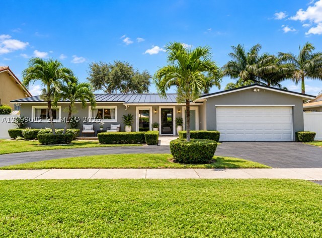 19900 SW 83rd Ave, Cutler Bay FL 33189