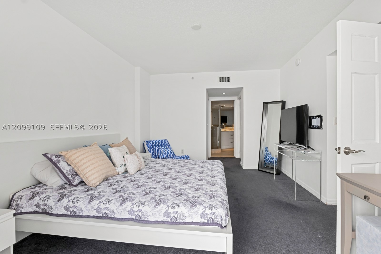 16699 Collins Ave #3301, Sunny Isles Beach FL 33160