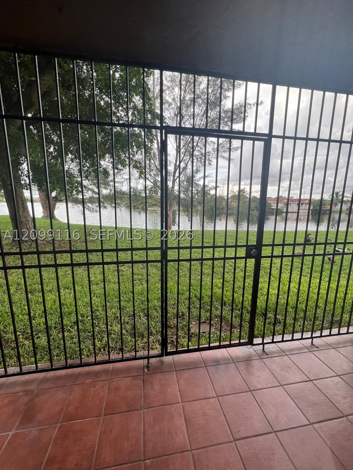 6495 W 27th Ave #41-101, Hialeah FL 33016
