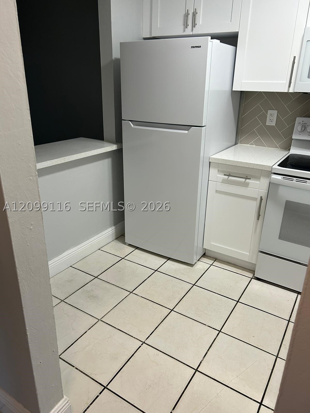 6495 W 27th Ave #41-101, Hialeah FL 33016