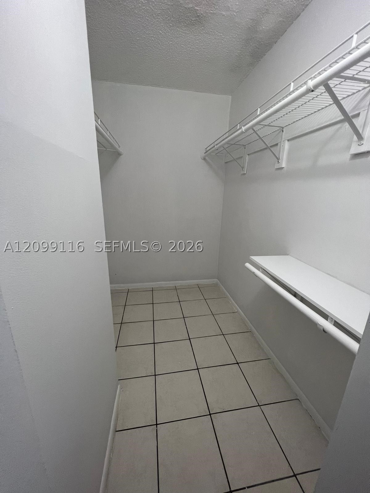 6495 W 27th Ave #41-101, Hialeah FL 33016