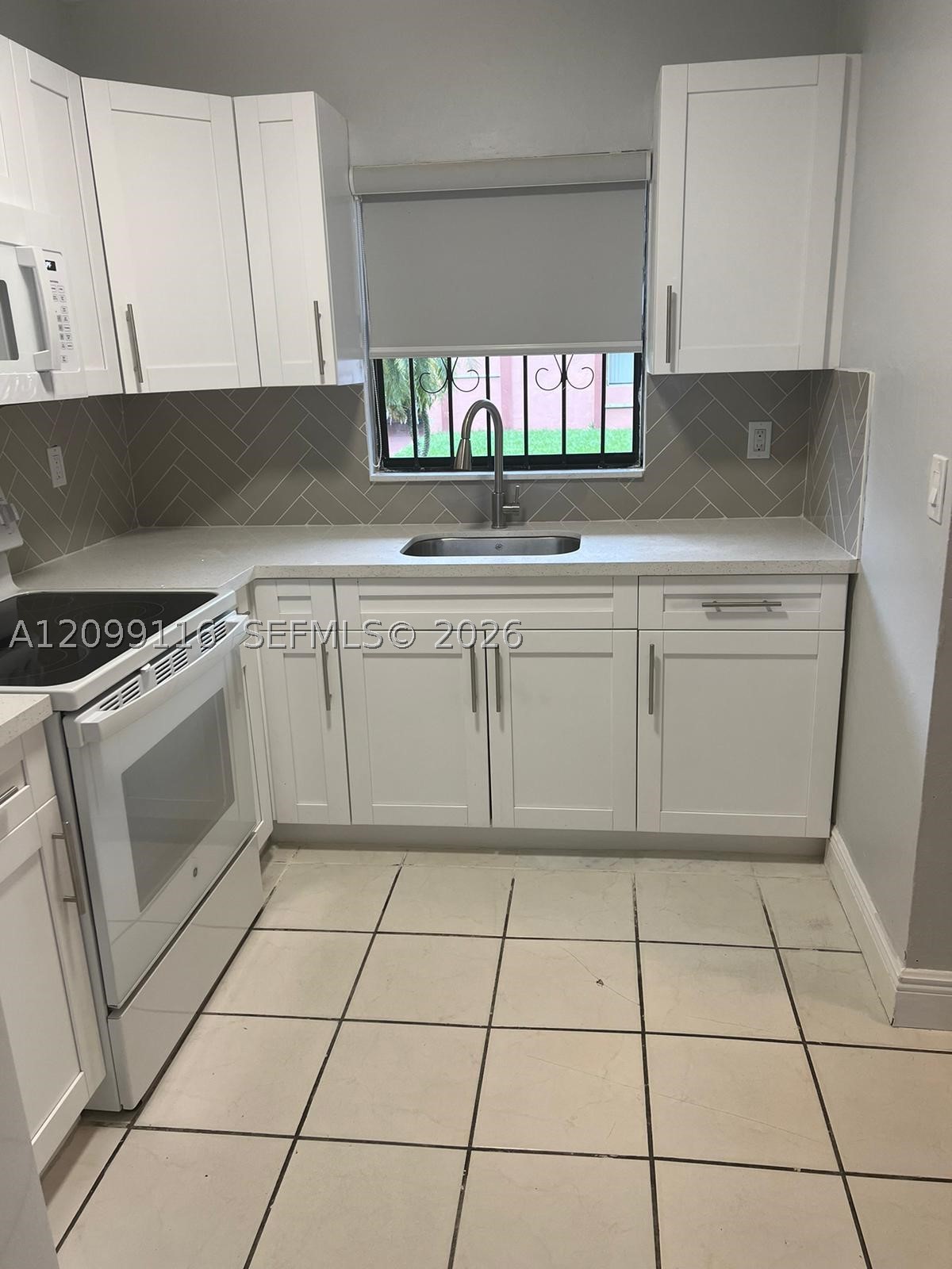 6495 W 27th Ave #41-101, Hialeah FL 33016
