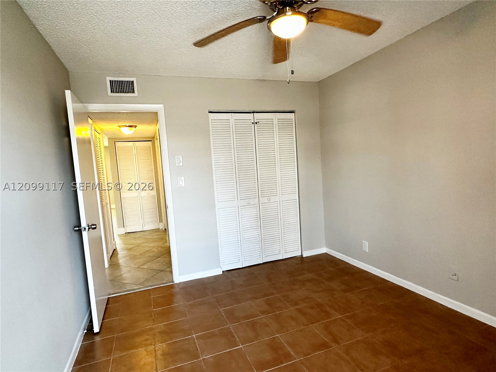 5515 Courtyard Dr #5515, Margate FL 33063