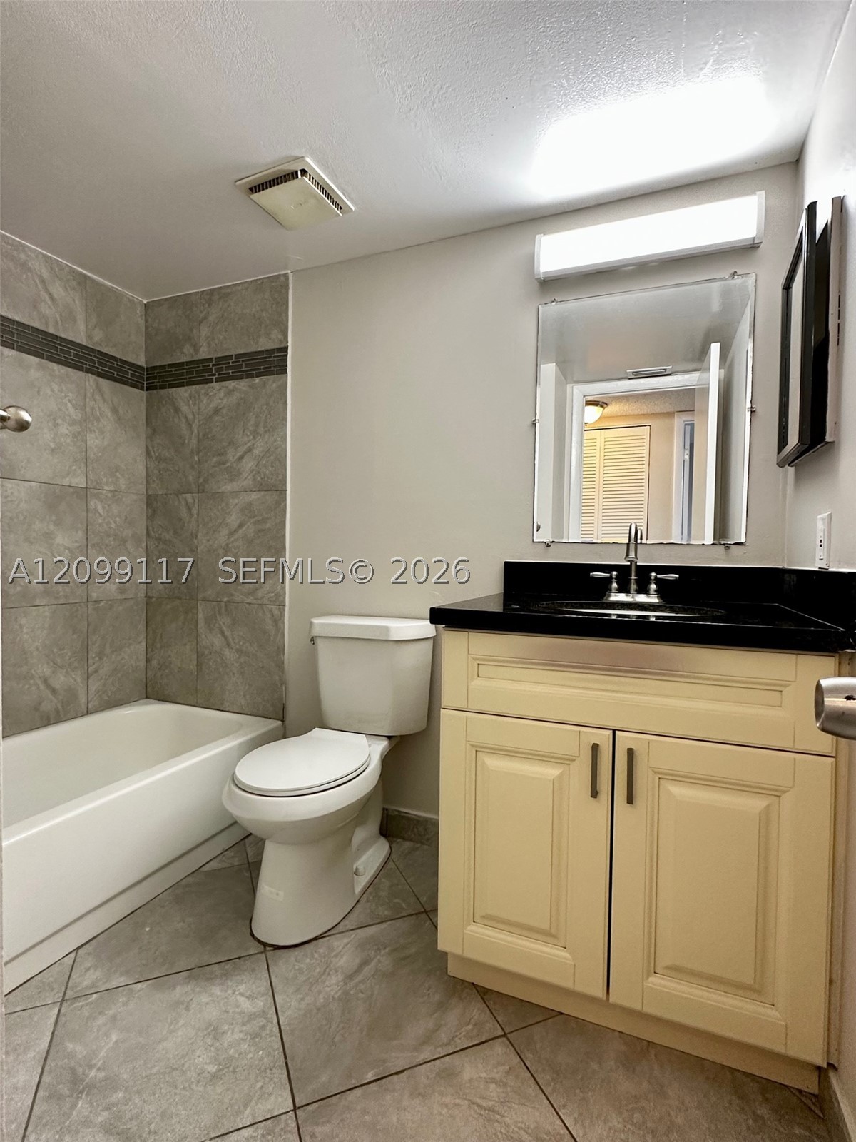 5515 Courtyard Dr #5515, Margate FL 33063