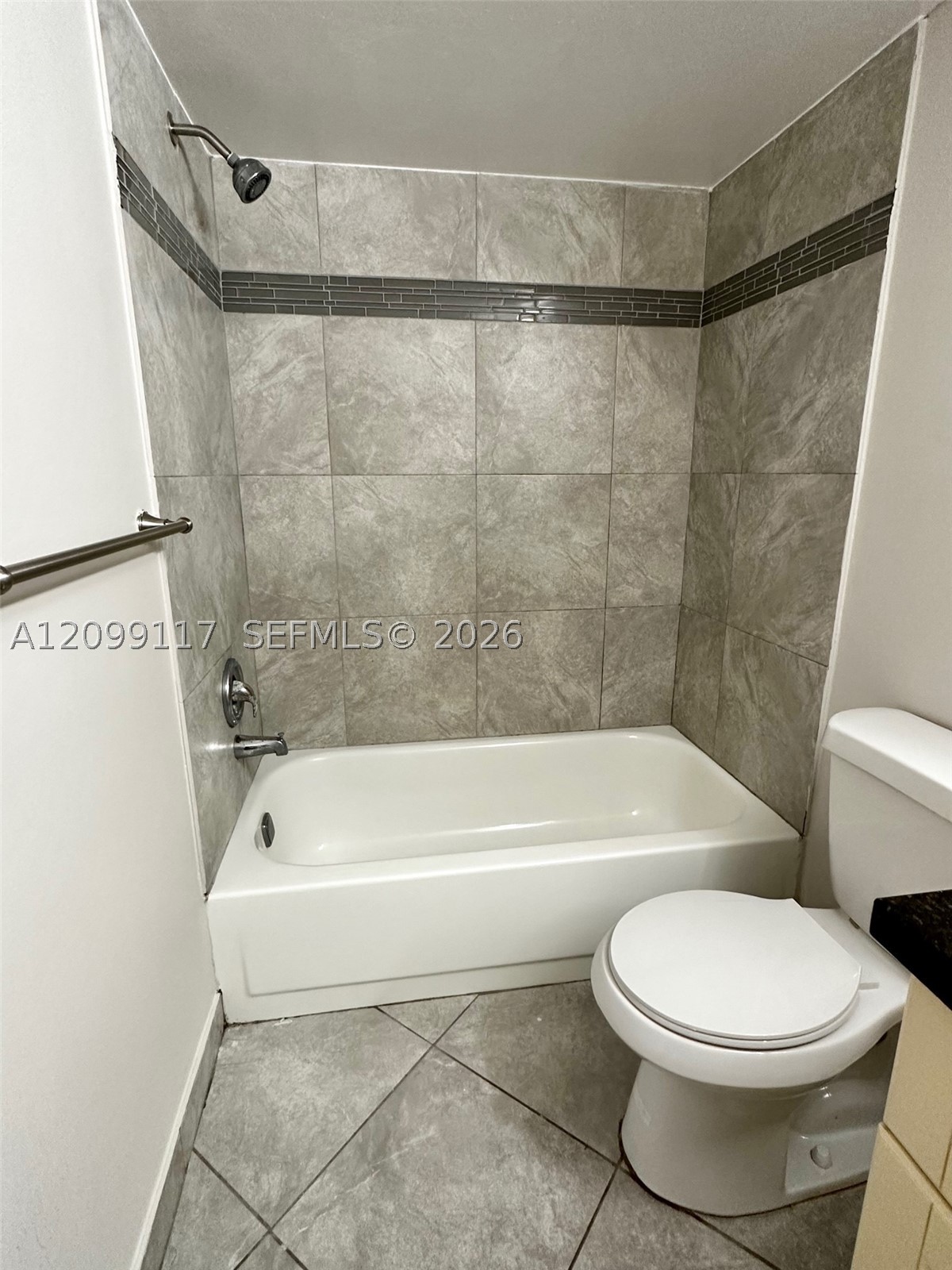 5515 Courtyard Dr #5515, Margate FL 33063
