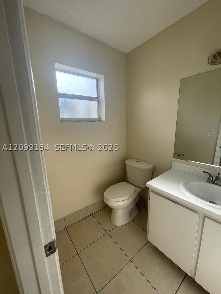 958 SW 74th Ave, North Lauderdale FL 33068
