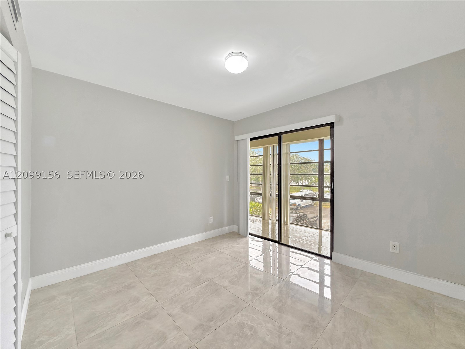 9721 Hammocks Blvd #201, Miami FL 33196