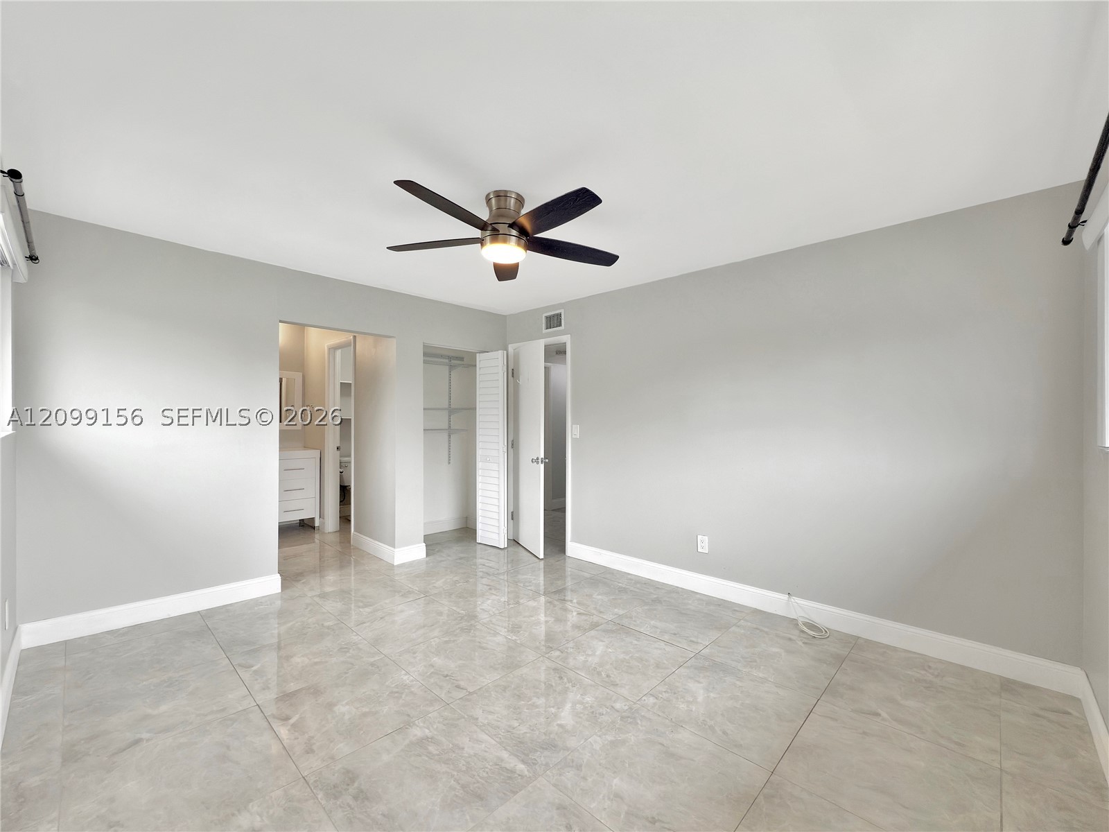 9721 Hammocks Blvd #201, Miami FL 33196