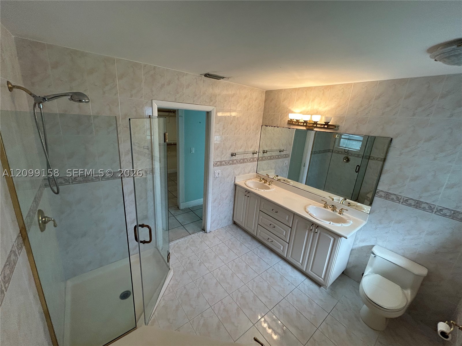 1490 Lenape Dr, Miami Springs FL 33166