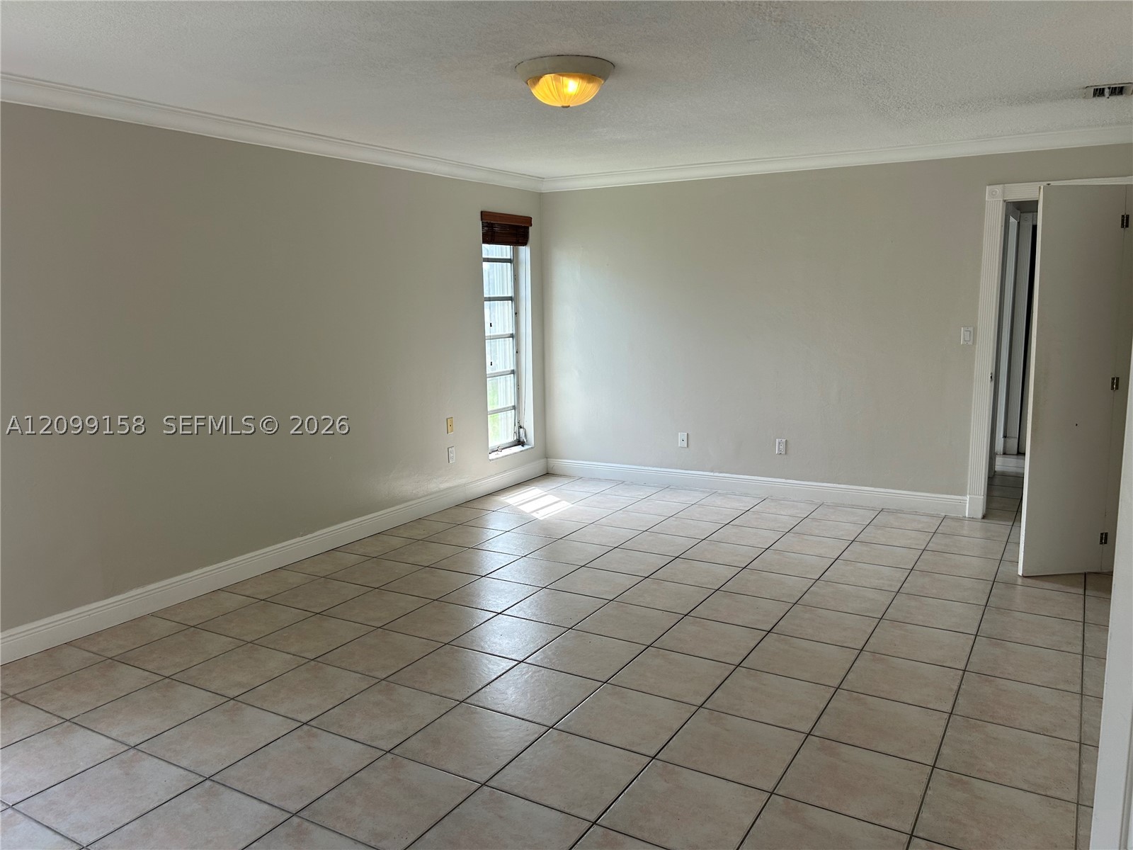 1490 Lenape Dr, Miami Springs FL 33166