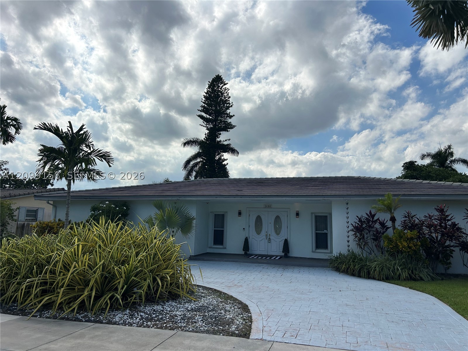 1490 Lenape Dr, Miami Springs FL 33166