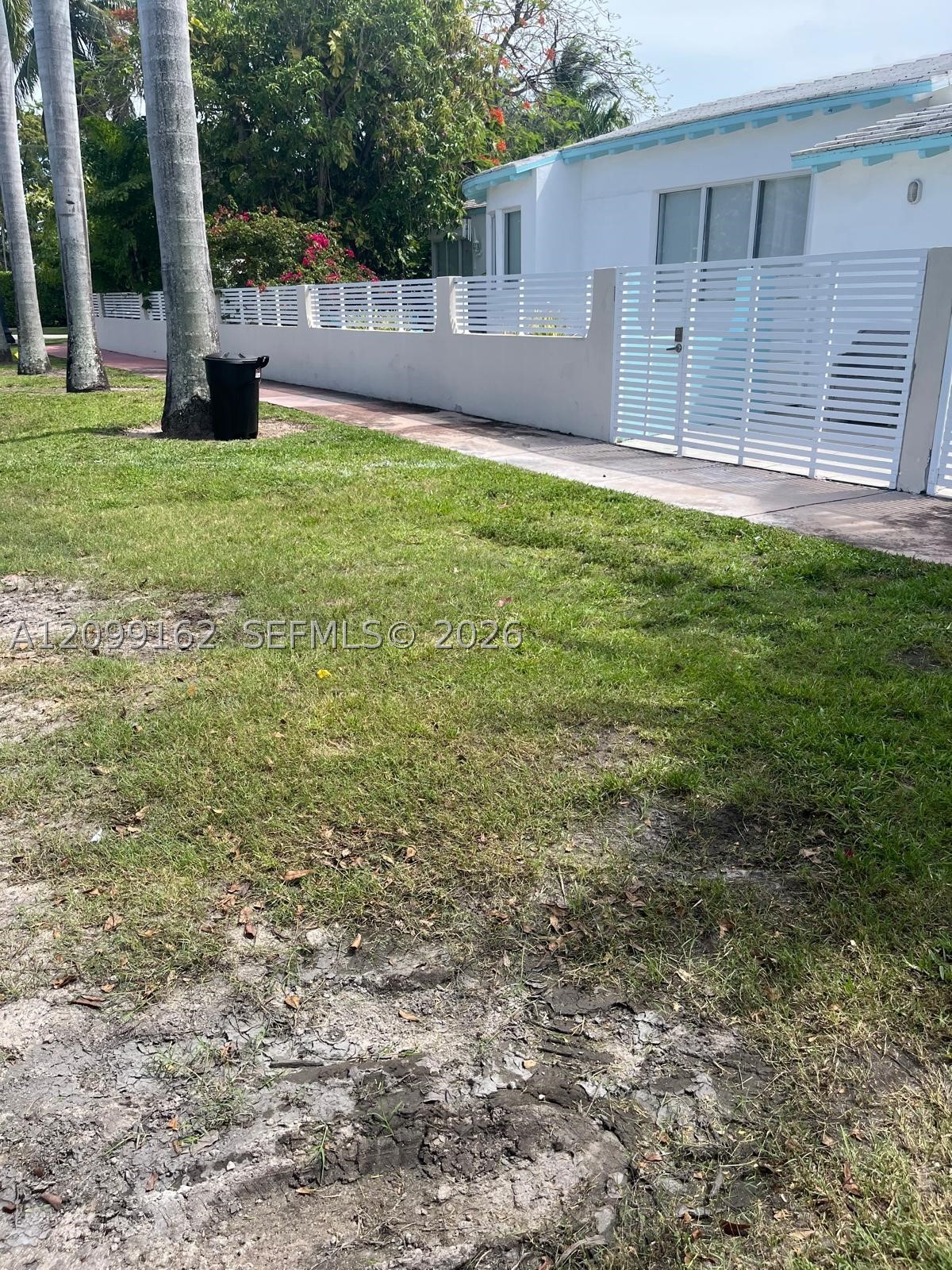 6910 Rue Notre Dame, Miami Beach FL 33141