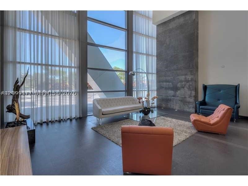 888 Biscayne Blvd #3703, Miami FL 33132