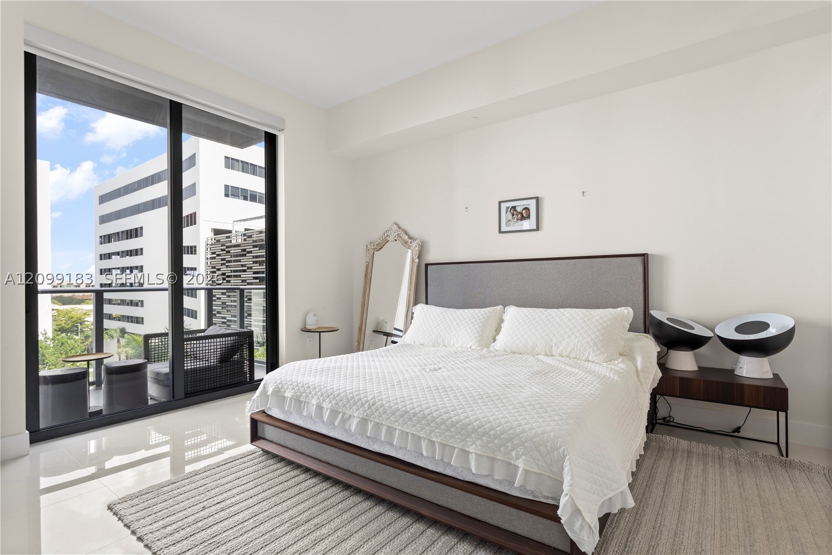2960 NE 207th St #502, Aventura FL 33180