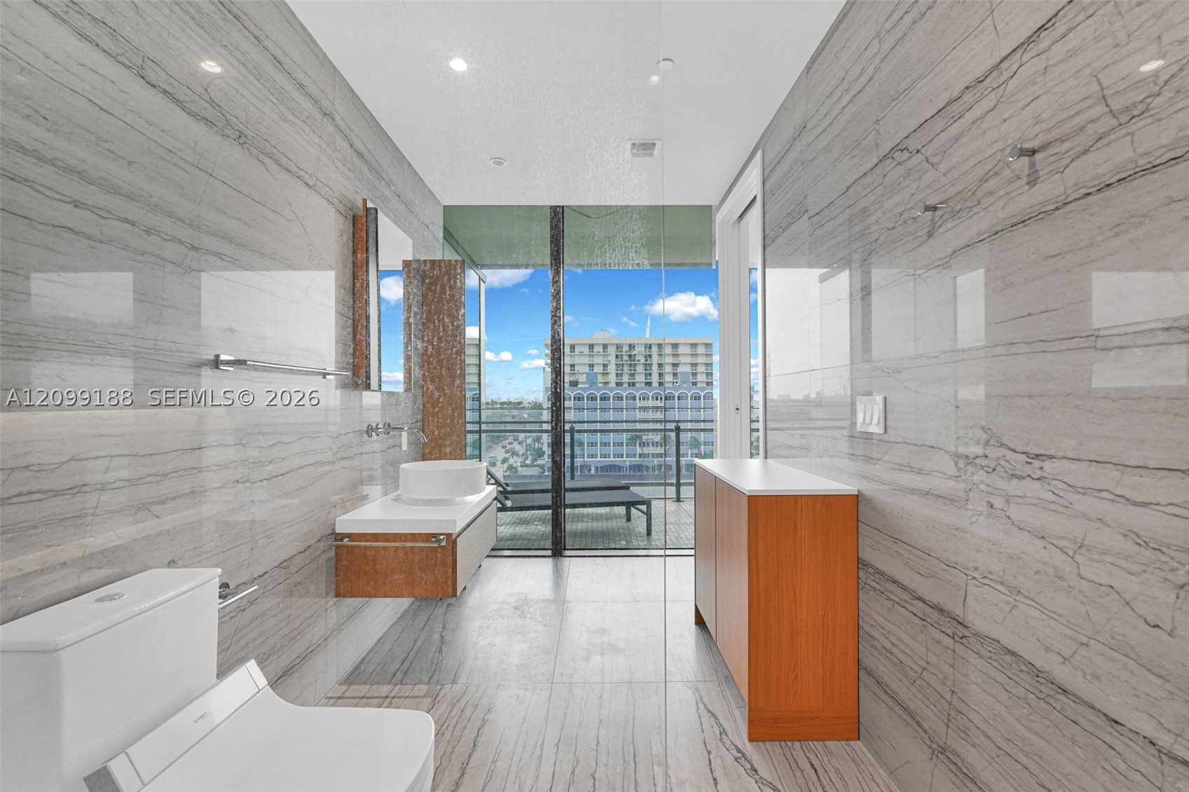 8701 Collins Ave #603, Miami Beach FL 33154