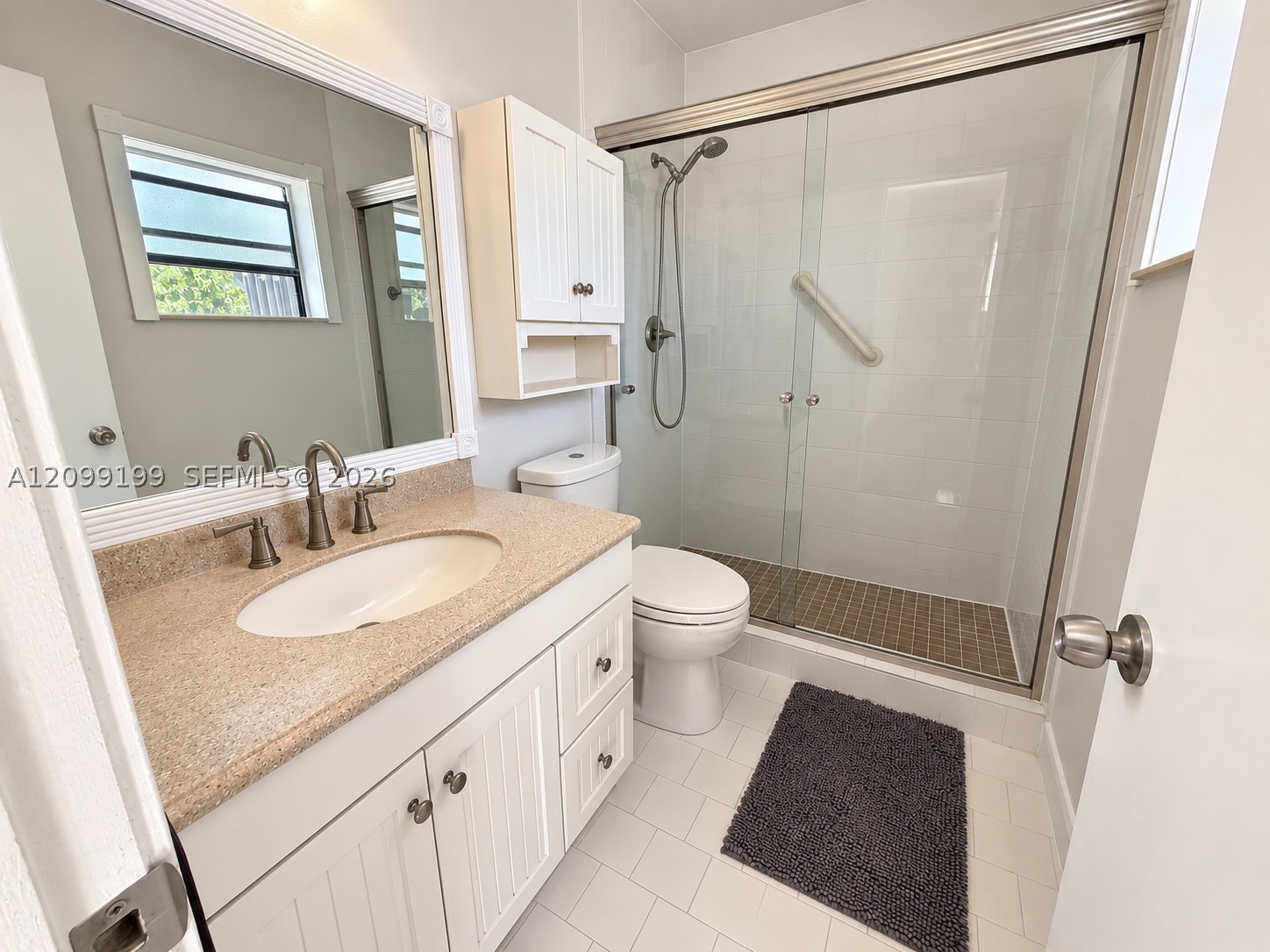 8212 SW 13th St, North Lauderdale FL 33068