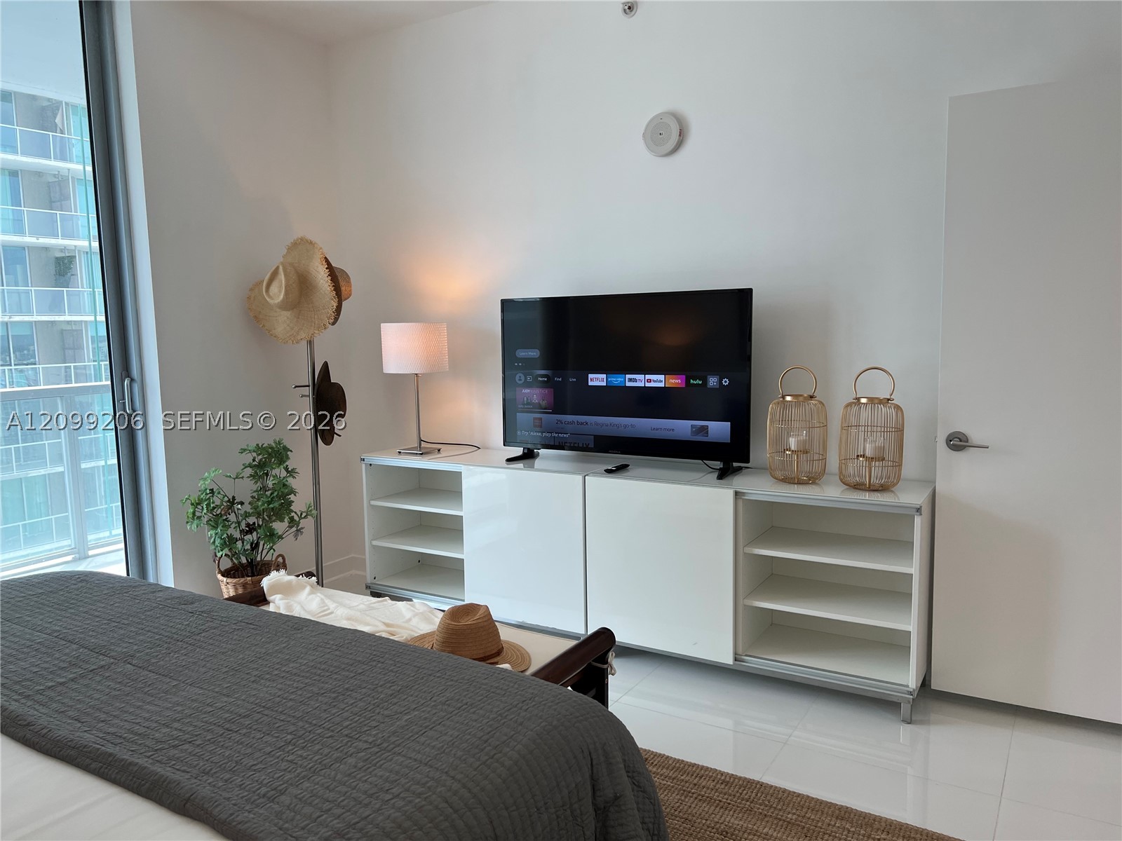 1111 SW 1st Ave #2915-N, Miami FL 33130
