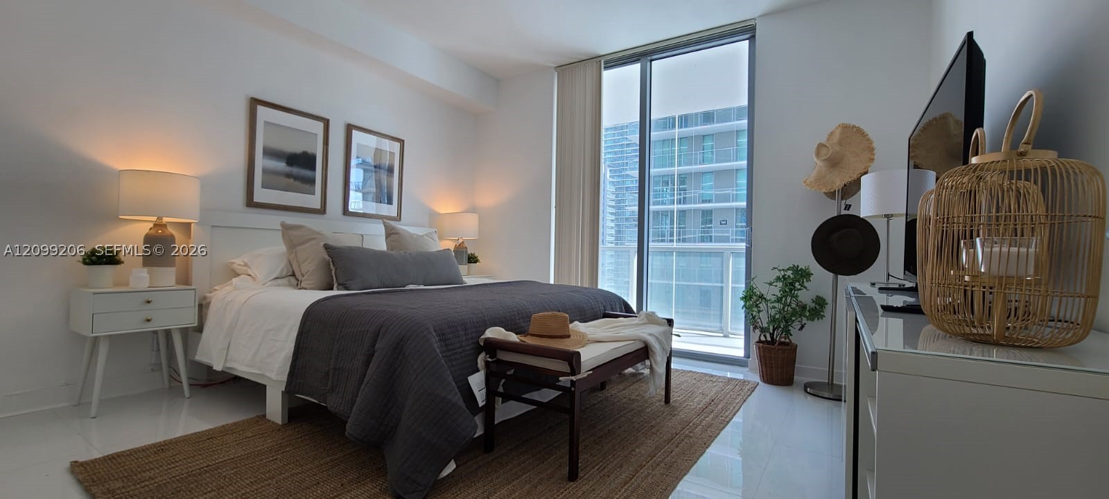 1111 SW 1st Ave #2915-N, Miami FL 33130