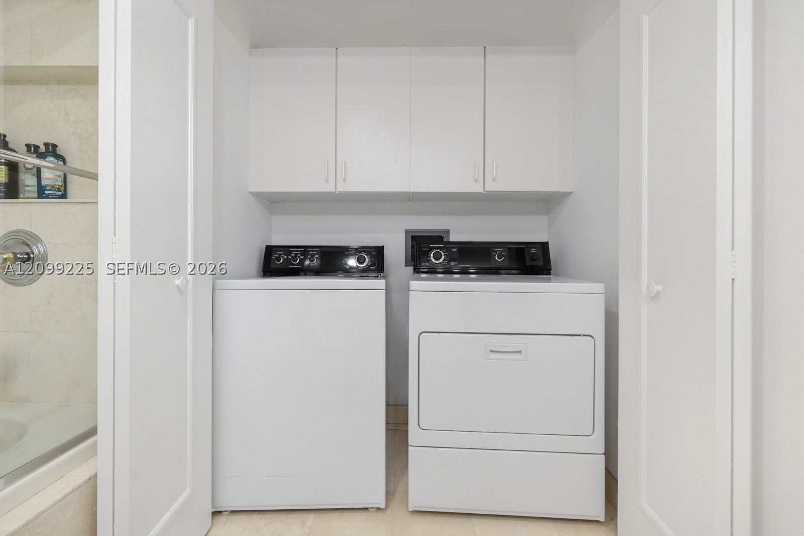 2000 Island Blvd #1710, Aventura FL 33160