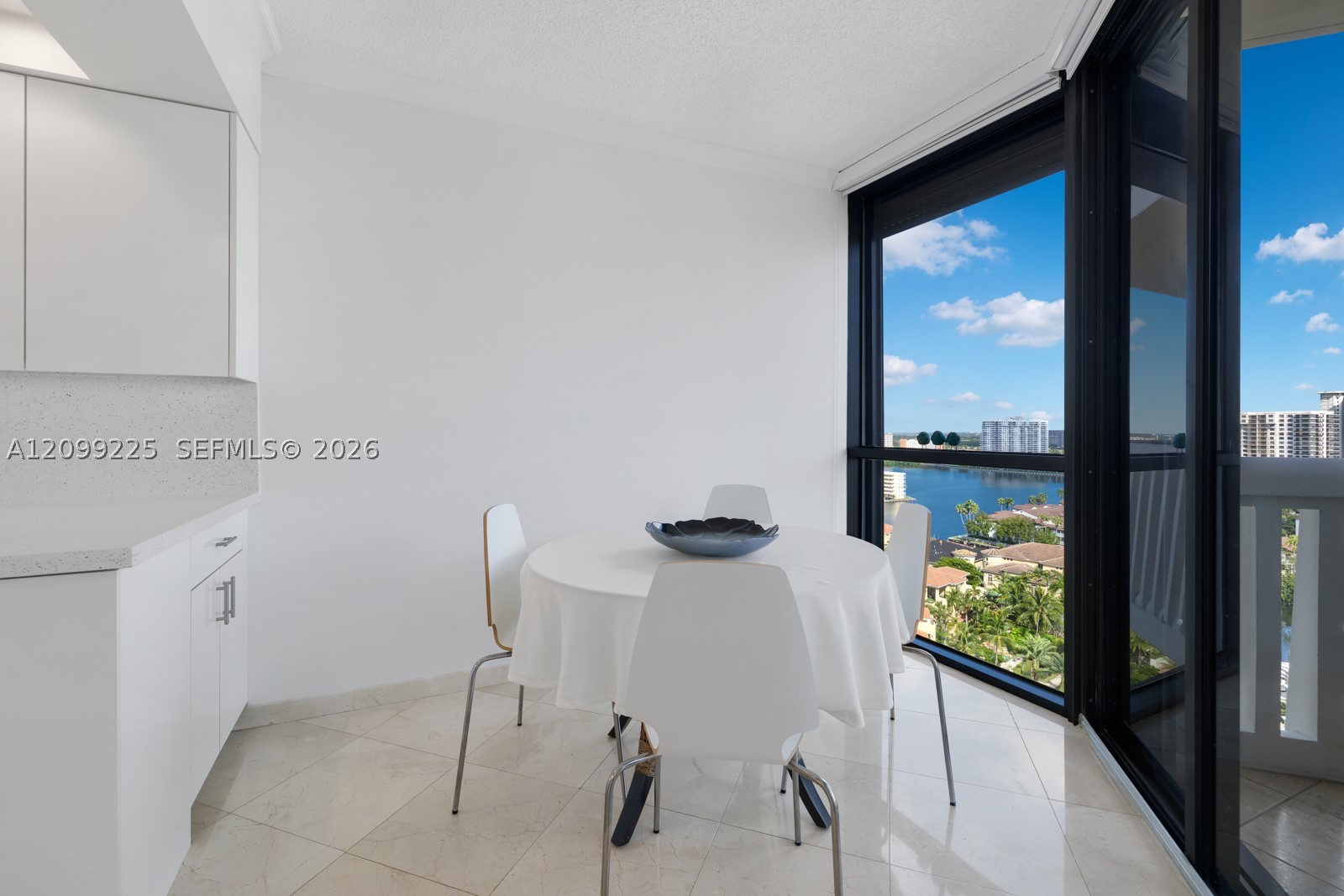 2000 Island Blvd #1710, Aventura FL 33160