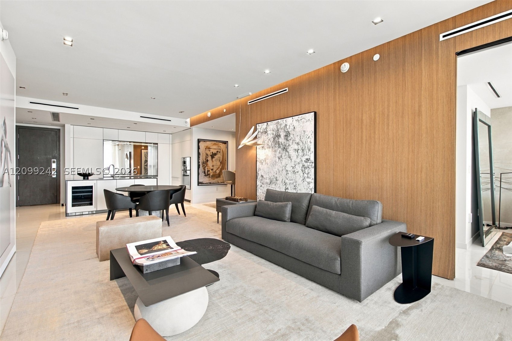 300 Biscayne Blvd Way #5105W, Miami FL 33131
