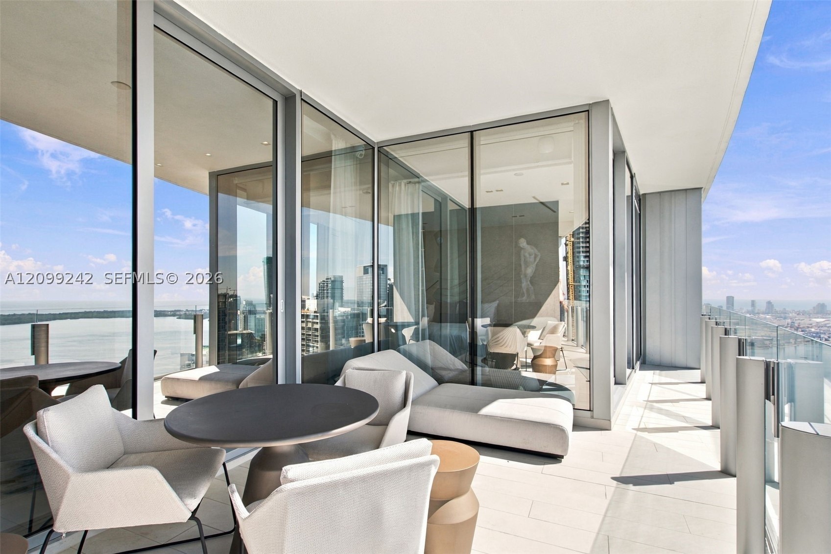 300 Biscayne Blvd Way #5105W, Miami FL 33131