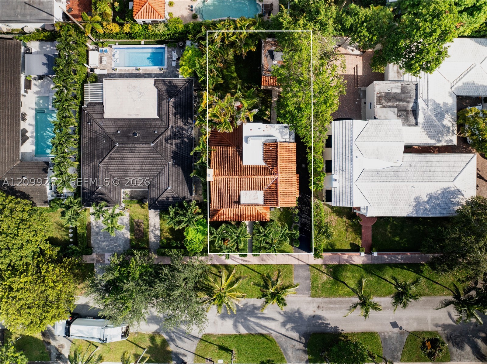 1461 Certosa Ave, Coral Gables FL 33146